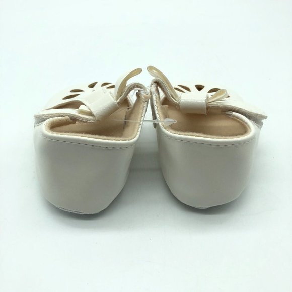 Baby Girls Soft Sole Flats Faux Leather Cut Out Hook & Loop Ivory Size 1 - Picture 3 of 5
